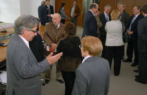 http://www.observa.com.uy/Media/10/08/26/zasdadadssad%20(6a4452cd8f224a47b529a2357e67566c).jpg